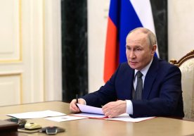Rossiya prezidenti Vladimir Putin “Rossiya. Kreml. Putin.