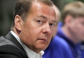 Medvedev: “Rossiya 2008 yilda bo‘lgani kabi o‘z shartlari asosida tinchlikka erishadi” фото