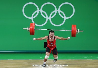 Og‘ir atletika: Doston Yoqubov kumush medali sohibi фото