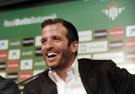 “Tottenxem” sobiq yarim himoyachisi Rafael van der Vart