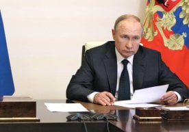 Ташқи меҳнат миграцияси Путиннинг фармони ортидан огоҳликка чақирди фото