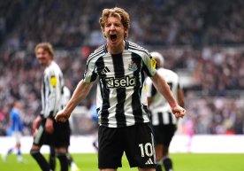 Newcastle kanat oyuncusu Anthony Gordon'ın kariyerine
