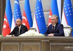 Shavkat Mirziyoyev: “Strategik sheriklikni chuqurlashtirish to‘g‘risida deklaratsiya imzoladik” фото