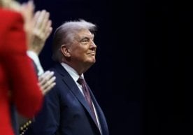 АҚШ Олий суди президент Дональд Трампнинг иммиграция