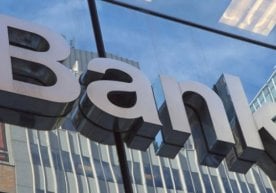 Rossiyaning 100 dan ortiq banki bankrotlik yoqasida фото