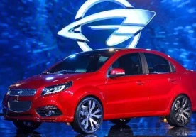 UzAuto Motors компанияси божхонадаги ушланиб қолишлар ва
