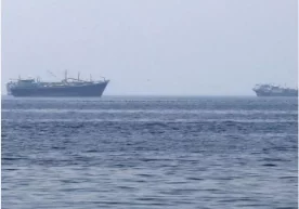 Эрон ҳарбий денгиз кучлари Уммон кўрфазида Америка нефт