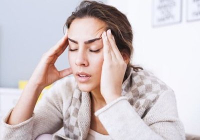 Boshim og‘rimasin desangiz: Migren boshlanishidan oldin u bilan kurashishga yordam beradigan 6 usul фото