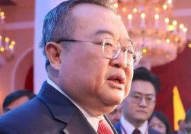 Хитой сиёсий элитасида кескин воқеалар рўй бермоқда. Хитой