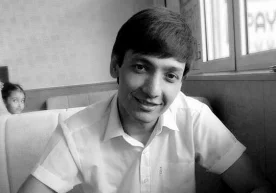 1-Тошкент юридик коллежи битирувчиси Акмал Абдураҳмонов