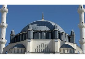 Azon nega turkchalashtirilgan edi? фото