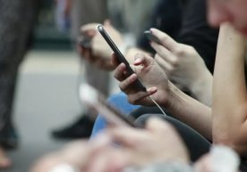 Twitter ҳаммуассиси Биз Стоун ва Pinterest ҳаммуассиси