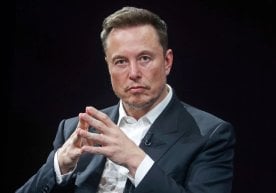 Elon Musk offers $97 billion to buy OpenAI фото