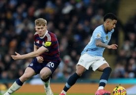 "Manchester City" dominates Newcastle 4-0, Khusanov delivers solid performance фото