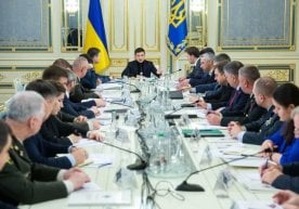 Ukraina milliy xavfsizlik kengashi Donbassni qaytarish ssenariysini tasdiqladi фото
