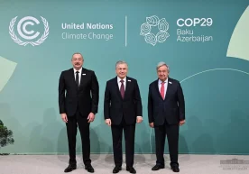 Фото: Президент матбуот хизмати Шавкат Мирзиёев Бокудаги