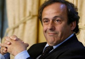 Mishel Platini britan gazetasini sudga berdi фото