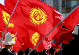 Foto: Sputnik Qirg‘iziston Jogorku Keneshi deputatlari