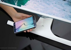 Samsung smartfonlarni simsiz quvvatlantiruvchi birinchi monitorini taqdim etdi фото