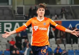 Ўзбекистон миллий терма жамоаси ҳужумчиси Элдор Шомуродов