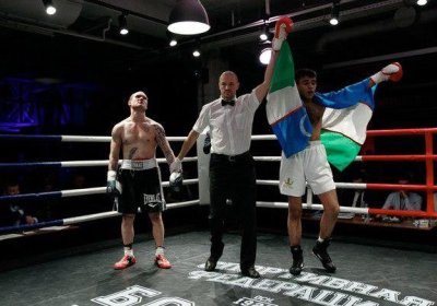 Profi boks: Ravshan Muhammadjonov raqibini nokautga uchratdi (foto) фото