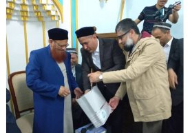 Уч-тўрт кундан бери диёримиз зиёрати ва зиёфатида юрган