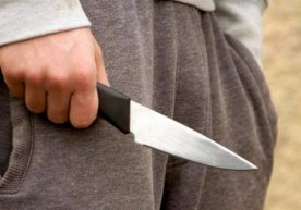 Бухорода қўшнисини пичоқлаб ўлдирган шахсга нисбатан суд
