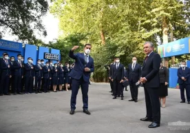 Фото: Президент матбуот хизмати Халқ депутатлари