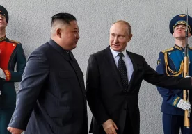 Shimoliy Koreya etakchisi Kim Chen In Rossiya prezidenti