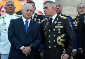 Венесуэла президенти Николас Мадуронинг Америка ҳарбийлари