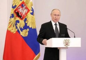 Путин президентлик сайловида номзодини қўйишини расман эълон қилди фото