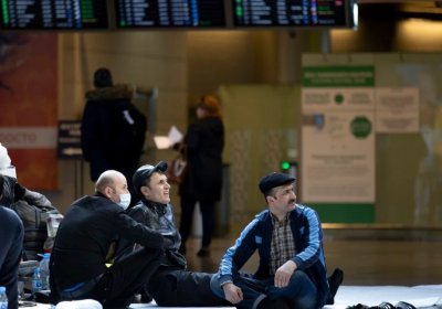 Moskva aeroportlarida 1000 ga yaqin tojikistonlik qolib ketdi фото