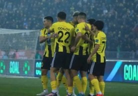 Фарғонанинг «Нефтчи» клуби футболчиларини Янги йил