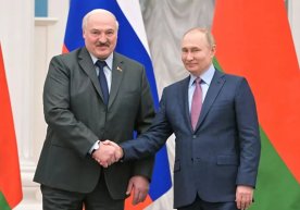 Belarus prezidenti Aleksandr Lukashenko Moskvaga bordi фото