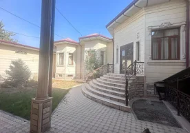 Тошкент вилоятида яшовчи қарздор фуқаро ўзининг уйидан
