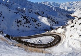 Qamchiq va Taxtaqoracha dovonlarida pulli tunnellar ochilishi mumkin фото