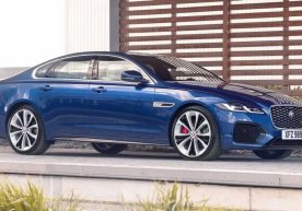 Jaguar Британияда автомобил сотишни тўхтатди фото