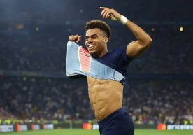 УЕФА Чемпионлар Лигасининг ёпилувчи финал аккорди Парижда