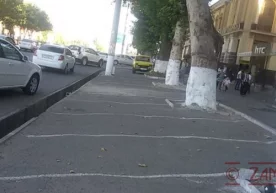Ўзбекистон пойтахти Тошкент шаҳридаги кўчалардан бирида