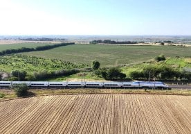 Тошкент ва Самарқанд шаҳарлари ўртасида қурилиши