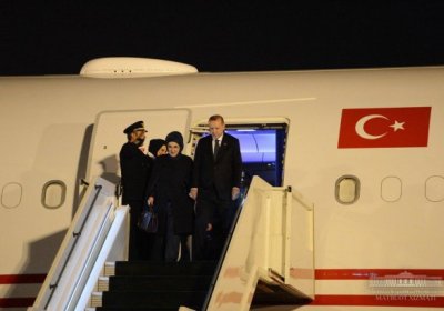 Туркия президенти Ўзбекистонга давлат ташрифи билан келди фото
