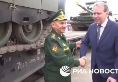 Rossiya tanklari dronga qarshi yangi himoya bilan jihozlana boshladi (video) фото