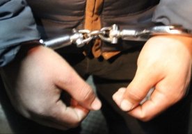 Қирғизистонда автомобиль ўғирлашда гумон қилиниб 14 ёшли
