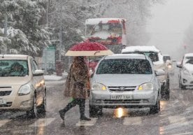 Snowfall is expected in most areas on March 3 фото