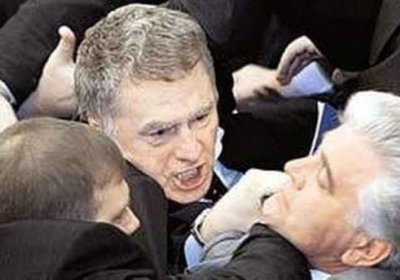 (ВИДЕО) Жириновскийнинг энг даҳшатли муштлашувлари. Боксчилар ҳайратда! фото