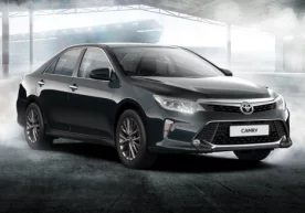 Toyota газ ва тормоз педалларини адаштириб юборадиган