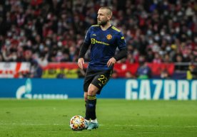 "Манчестер Юнайтед" ўз майдонида