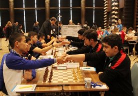 O‘zbekistonlik o‘smirlar shaxmat olimpiadasida Eronni mag‘lubiyatga uchratishdi фото