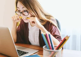Ko‘pgina yoshlar imtihonlar vaqtida stress va xavotirga
