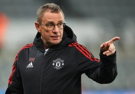 Оилавий шароитлар сабаб футболчилик фаолиятини яқинда